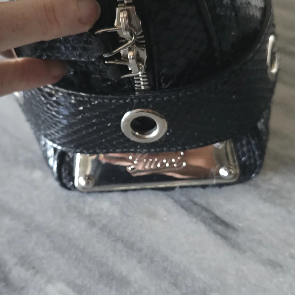 *AUTHENTIC* Gorgeous GUCCI Romy Boston Satchel - Python - Picture 12 of 15